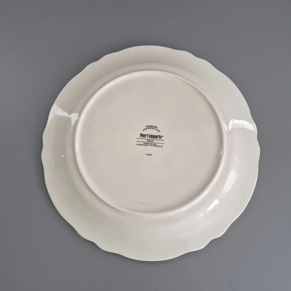 Pier 1 Gallo Dinner Plate, Whimsical Roosters, c2013-15 Discontinued Replacement - Picture 6 of 8